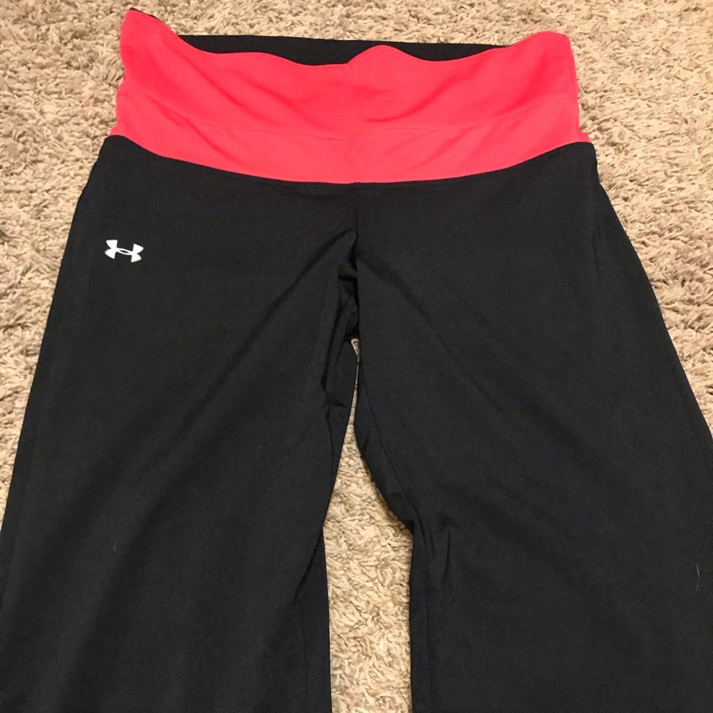 Underarmor yoga/sweat pants. Black w/ pink band